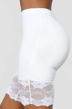 Fashion Nova Everly Lace Hem Biker Shorts - White