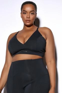 Fashion Nova Activewear Tops Dazzle Demos Bra - Black