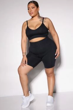 Fashion Nova Sublime Demo Sports Bra - Black Activewear Tops