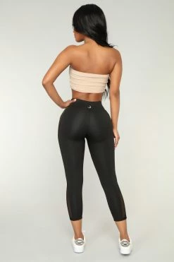 Fashion Nova Kiera Performance Leggings - Gold