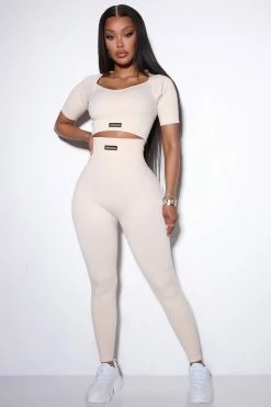 Fashion Nova Effortless Nadiar Seamless Top - Brazilian Sand Activewear Tops