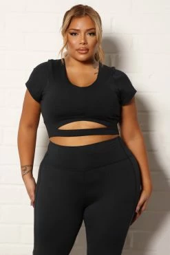 Fashion Nova A Winner Active Compression Crop Top - Black