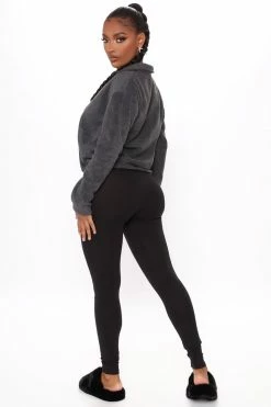 Fashion Nova Brooke Leggings - Black