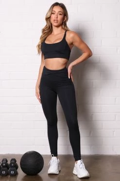 Fashion Nova Determined Compression Sports Bra - Black Activewear Tops