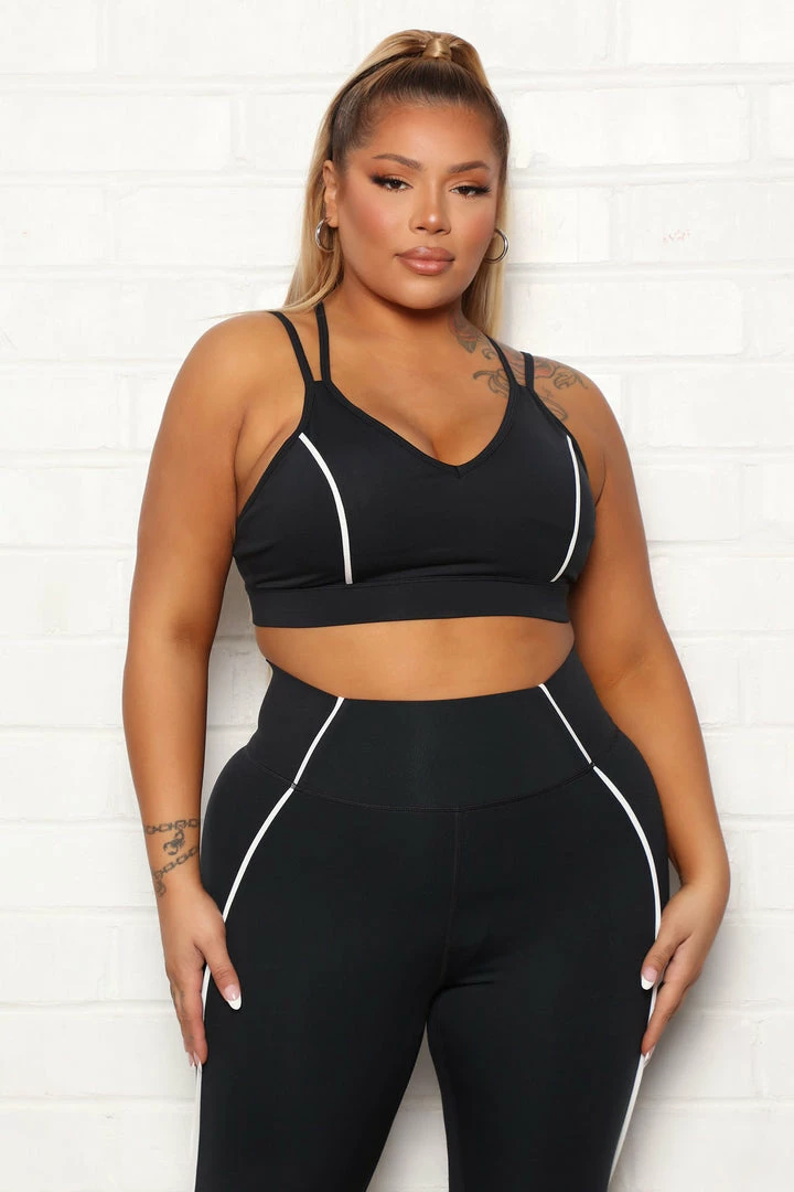 Buy 👍 Fashion Nova Can't Be Beat Active Compression Sports Bra - Black Activewear Tops 🎁 7 Fashion Nova Can't Be Beat Active Compression Sports Bra - Black Activewear Tops